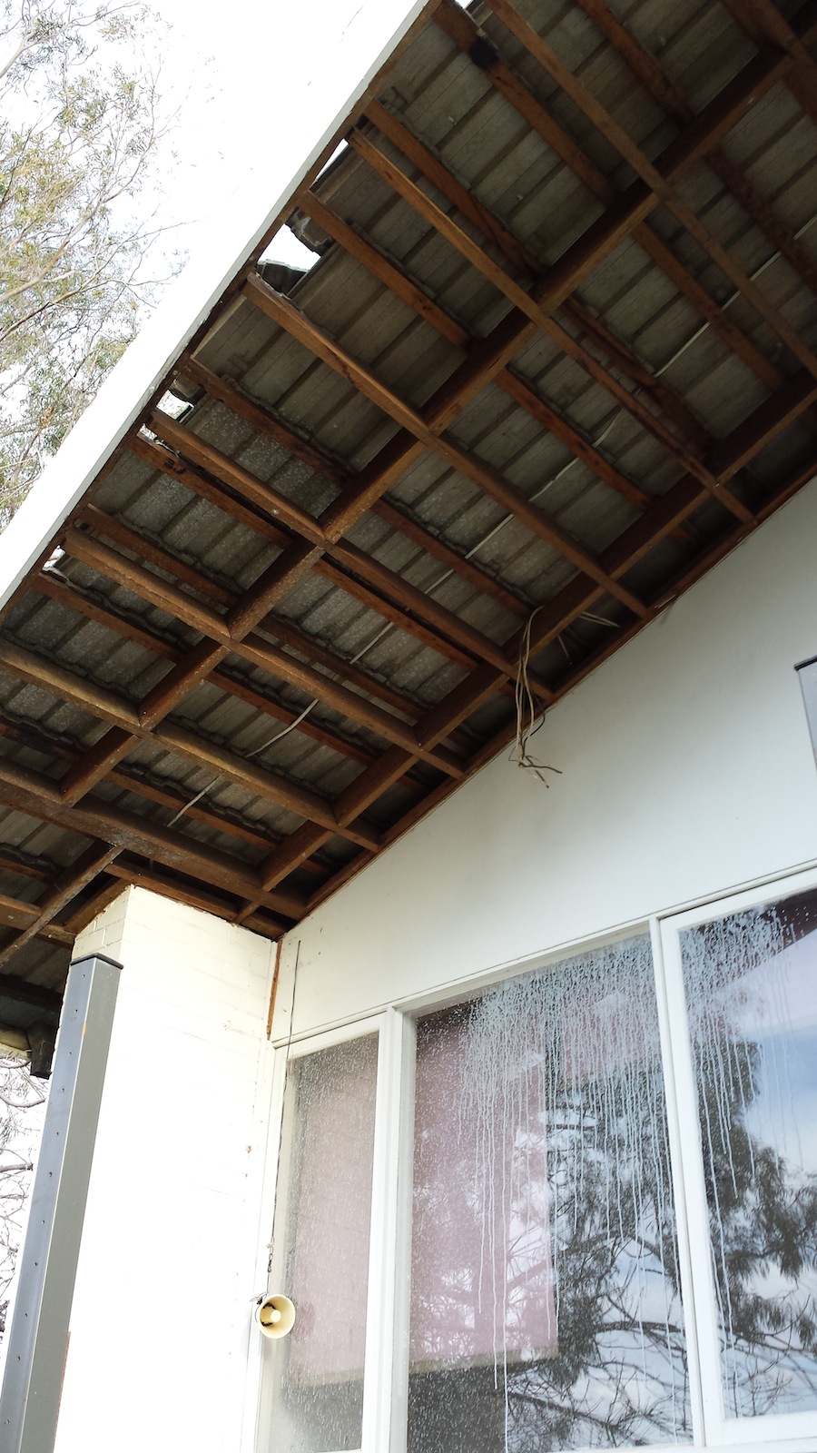 Eaves with asbestos have been removed