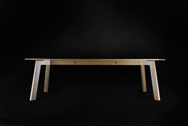 Makimaki wood table