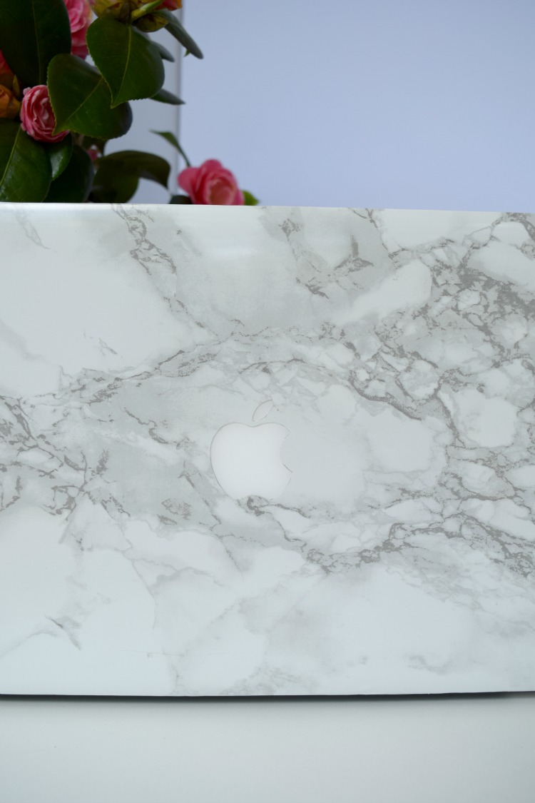 Marble laptop cover