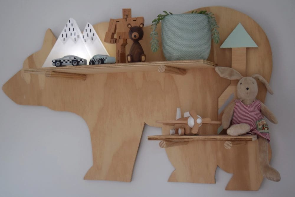 Bear shelf