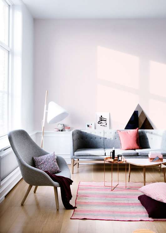 Pink and mauve living room