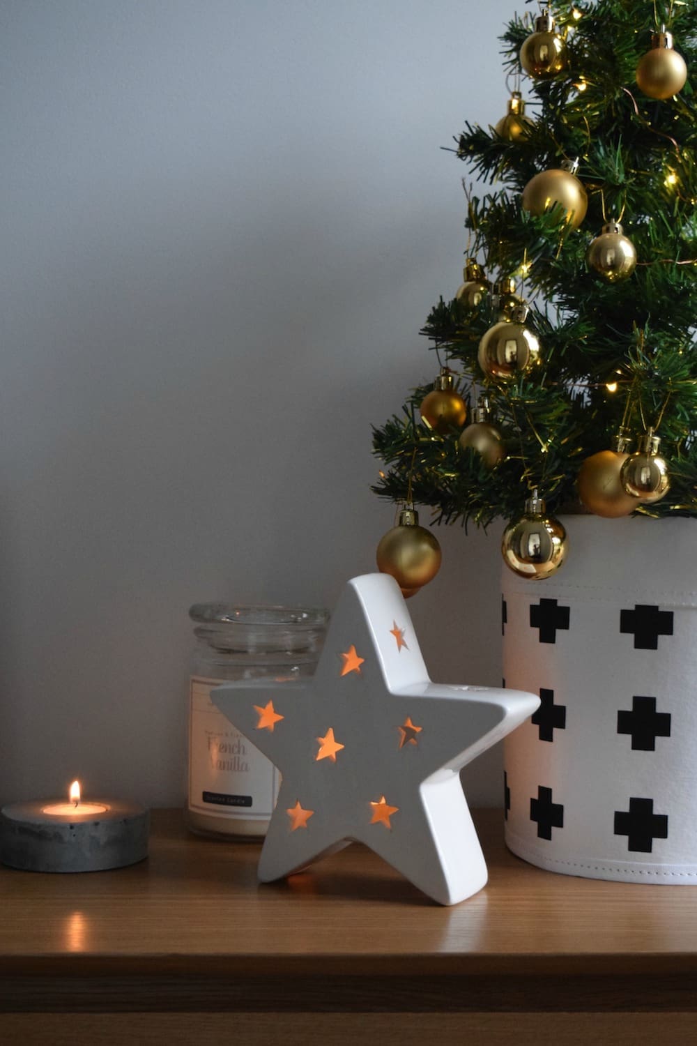 Scandinavian Christmas styling