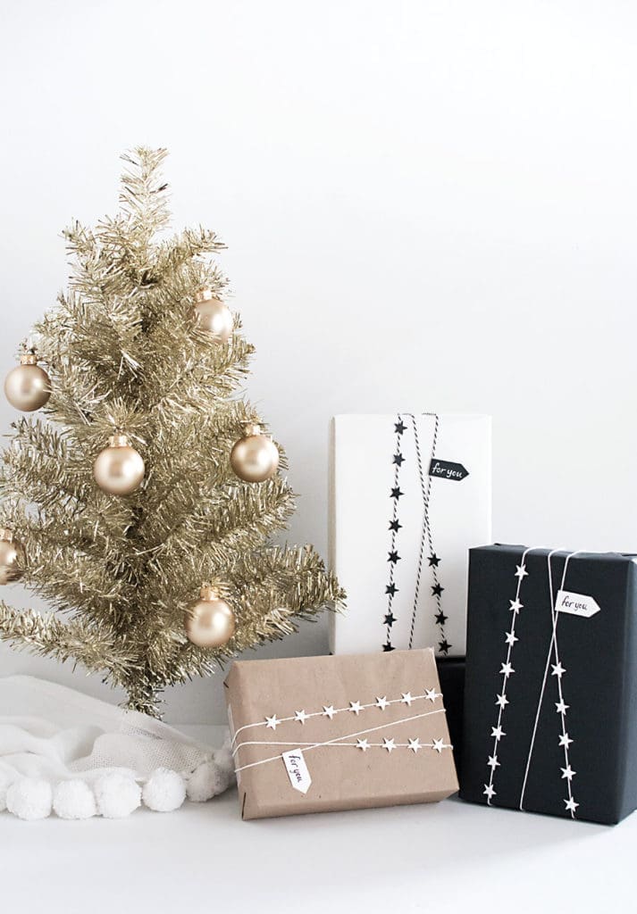 Christmas gift wrapping idea