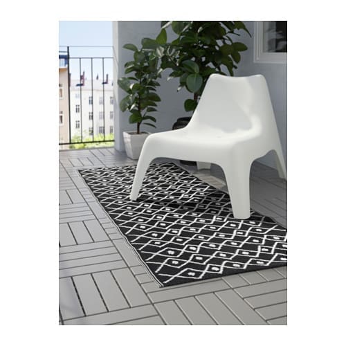 Outdoor rug