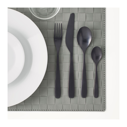 Black cutlery set