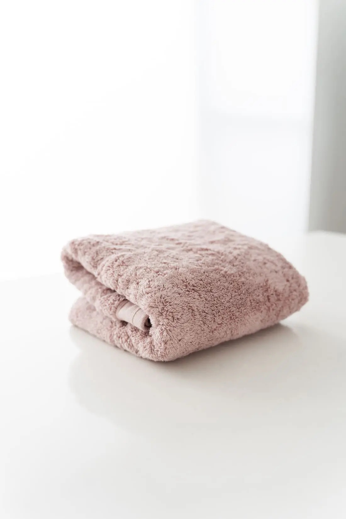 pink towel decor