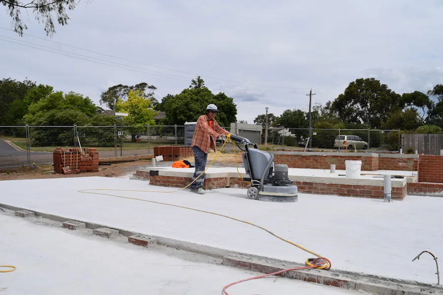 Concrete polisher