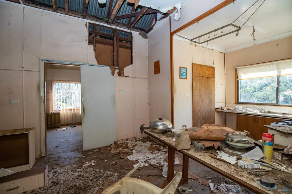 Living and dining room before the renovation