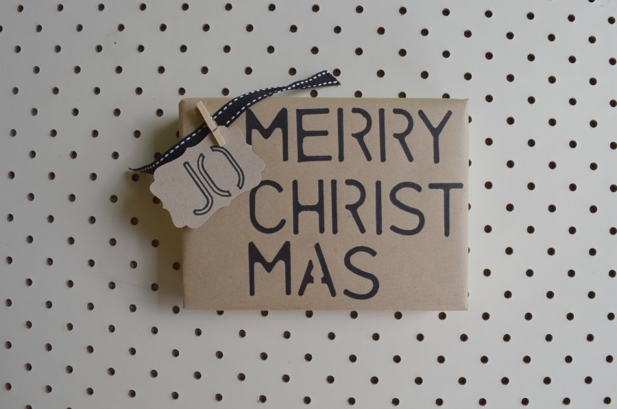 10 Christmas Gift Wrapping Ideas 2014 Stencil