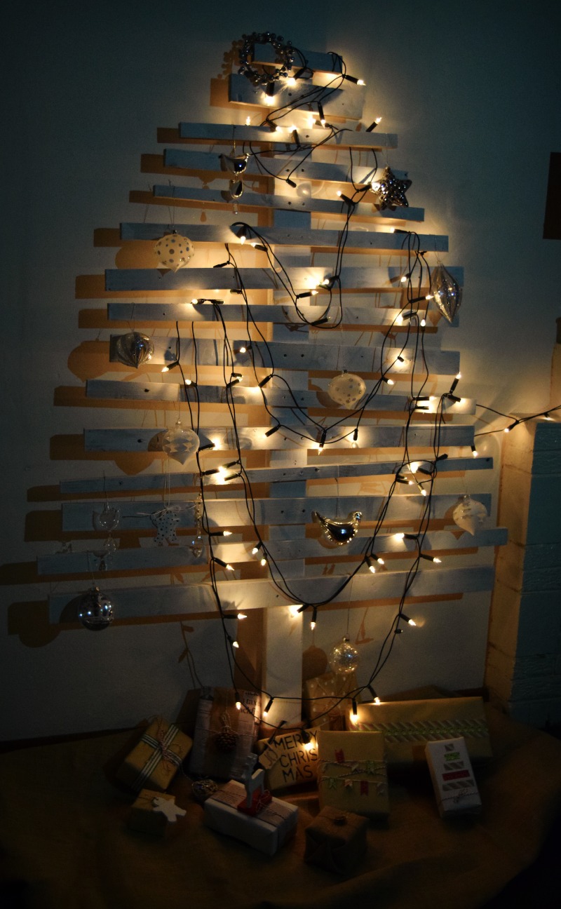 DIY Christmas tree with lights