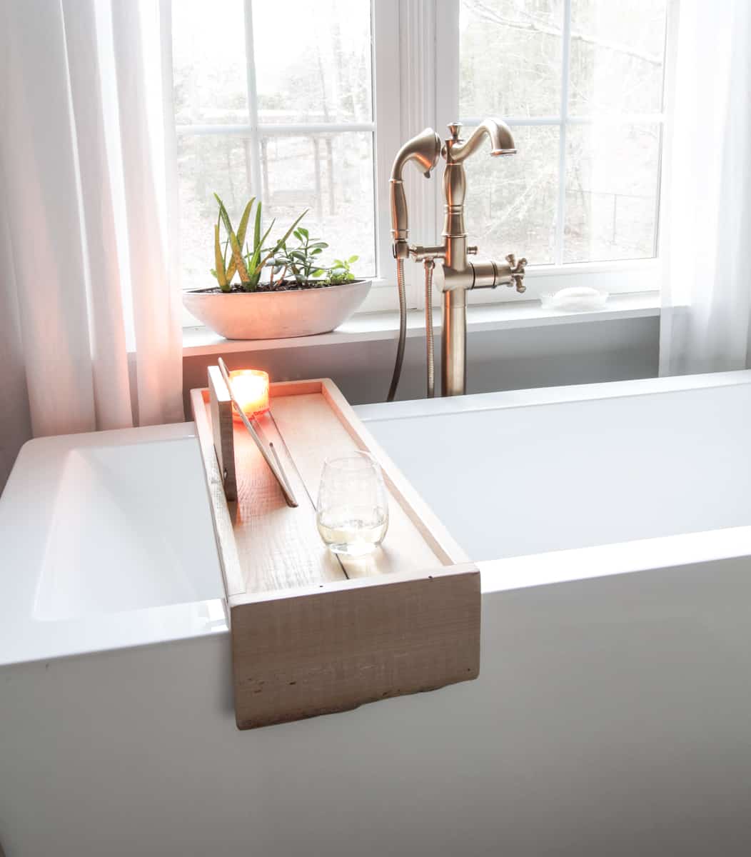 DIY bathtub tray _ Bathroom DIY ideas