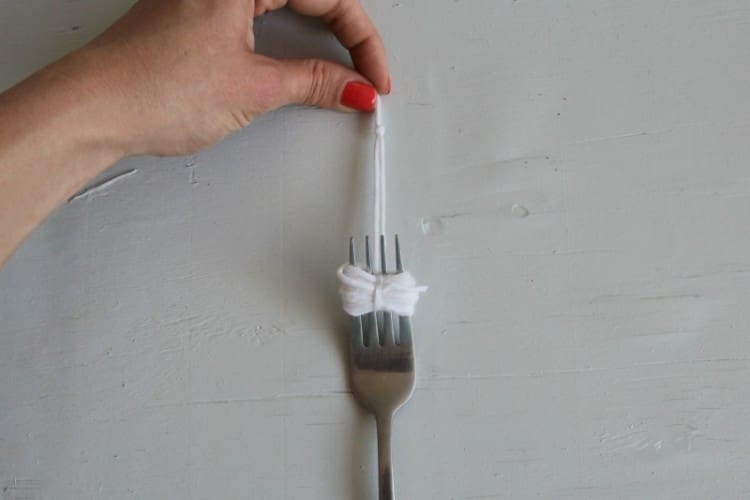 Mini pom pom tutorial step 2