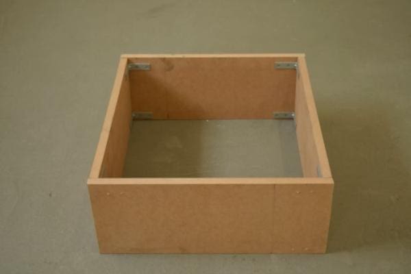 Begin box