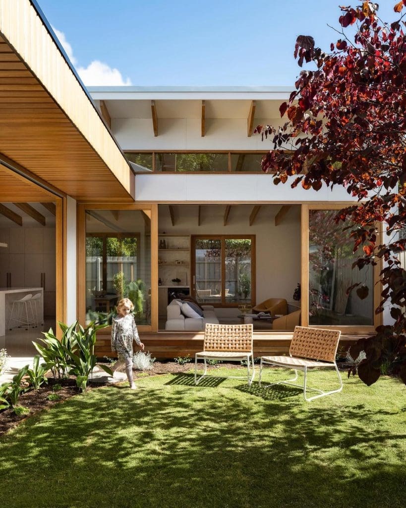 Arch Melbourne outside seating