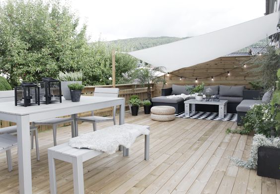 Zoned balcony is the perfect way to maximise your outdoors