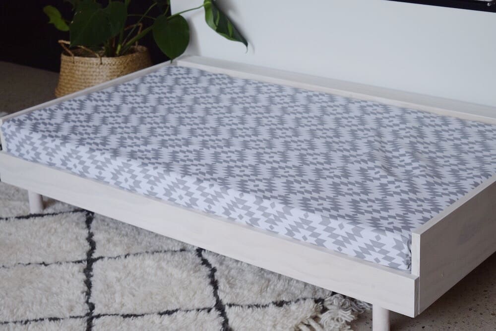 DIY Scandinavian style large dog bed