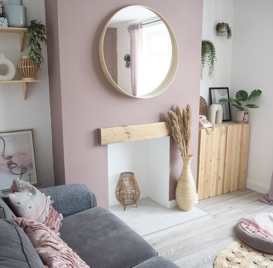 pink living room inspo