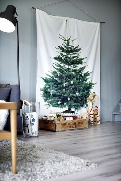 Christmas tree wall hanging