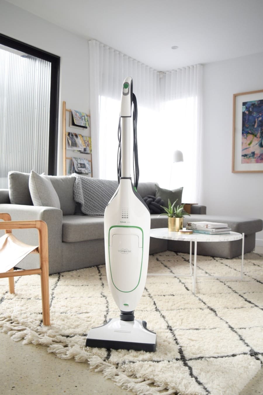 Vorwerk Kobold VK200 Upright Vacuum Review