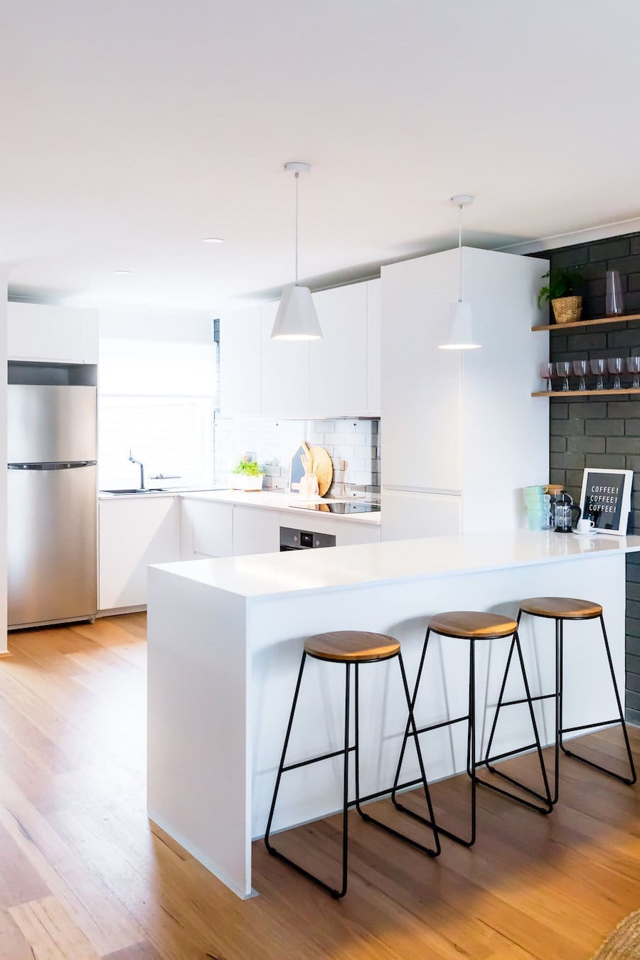 Modern u shaped kitchen