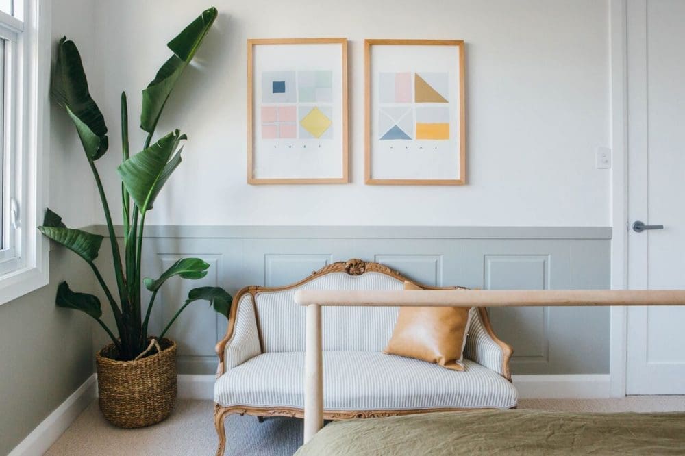Guest bedroom
