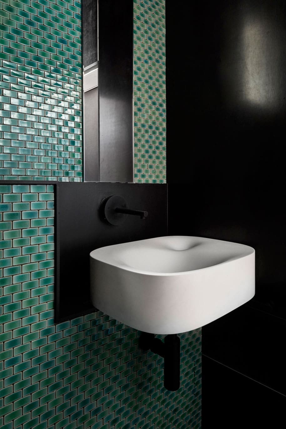 Green mosaic tile