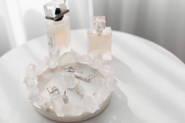Kmart hack: Marble and crystal jewellery dish DIY