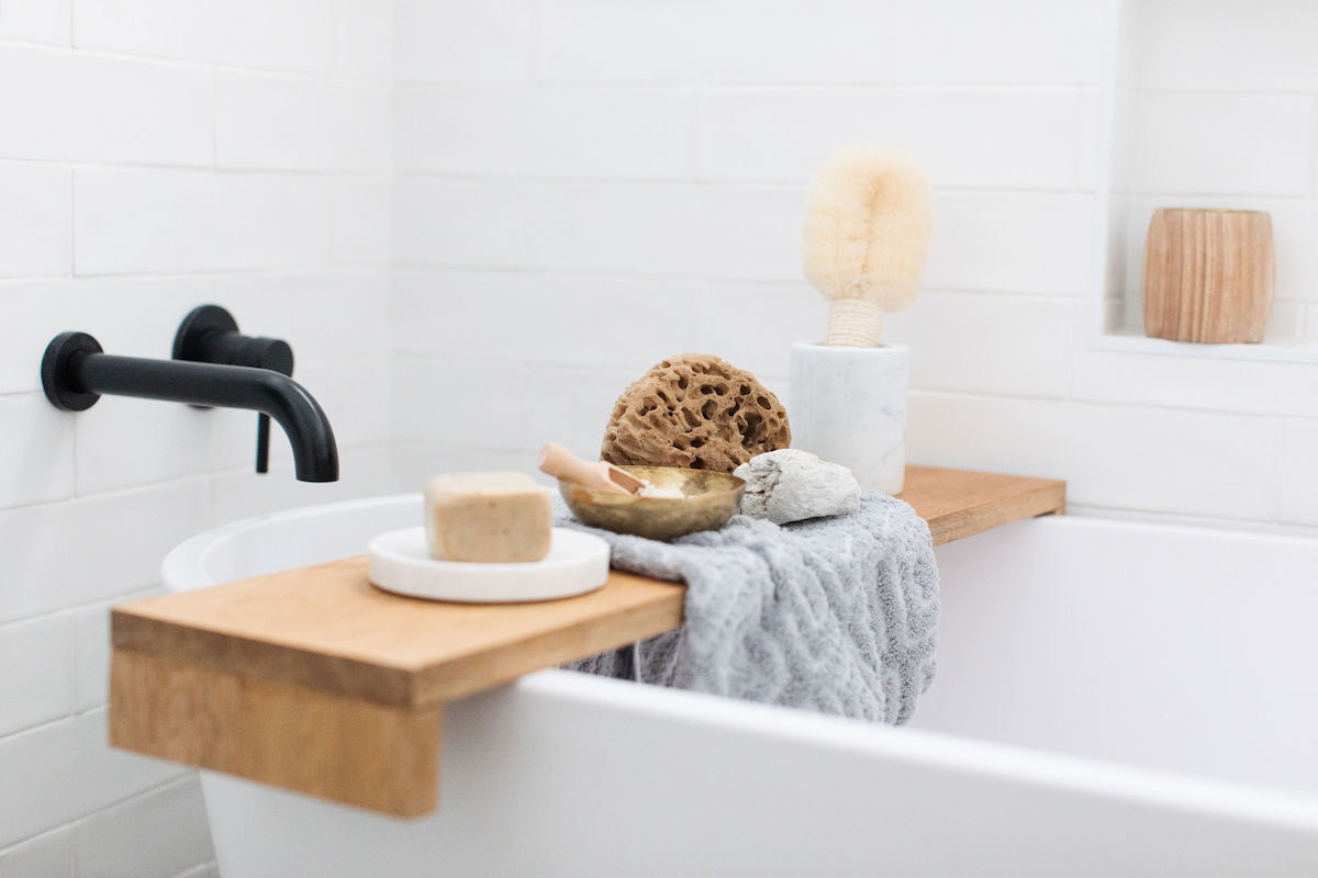 Style a bath tray How to decorate your bathroom