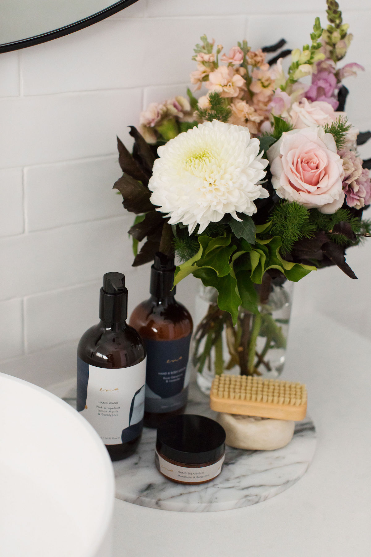 How to decorate your bathroom: Bathroom styling tips and tricks | Style ...