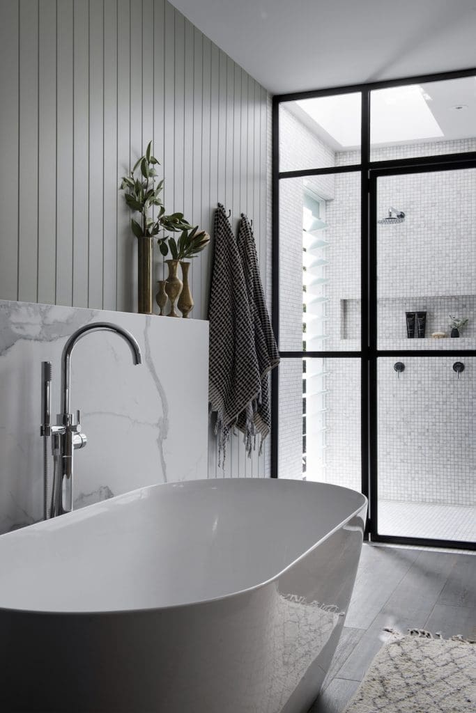 Carlene and Michael - bath ensuite