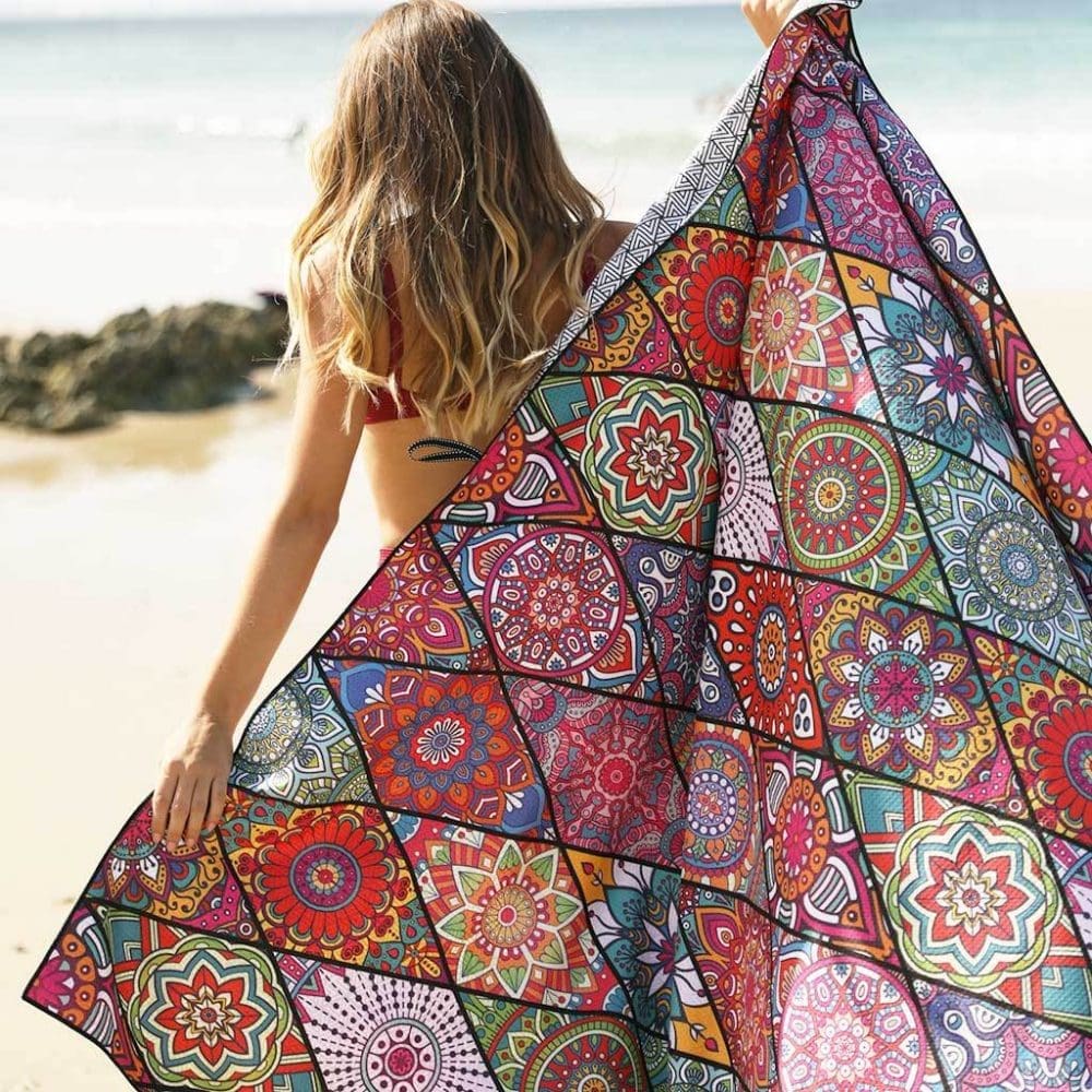 Tesalate sand-free towels