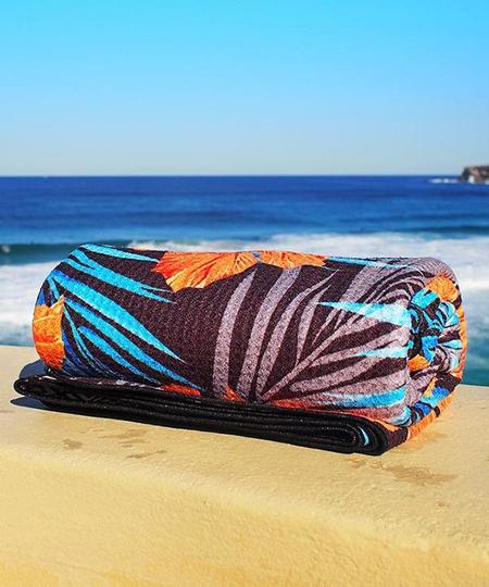 Tesalate sand-free beach towels