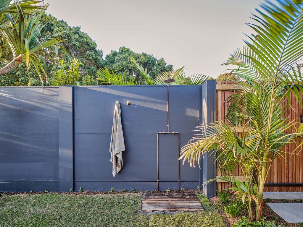 Outdoor shower at Barefoot Villa