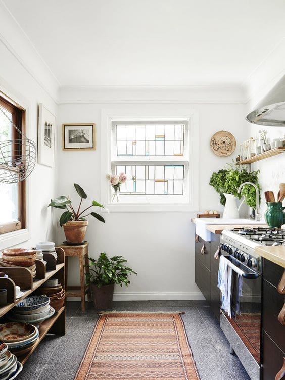 Boho kitchen with wooden touches