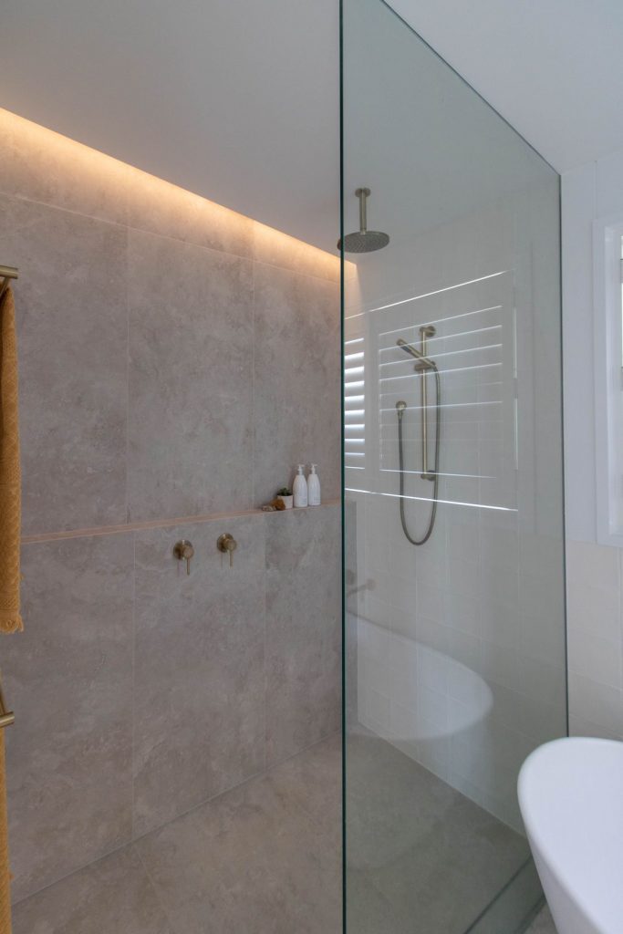 New walk-in shower Style Curator bathroom planning