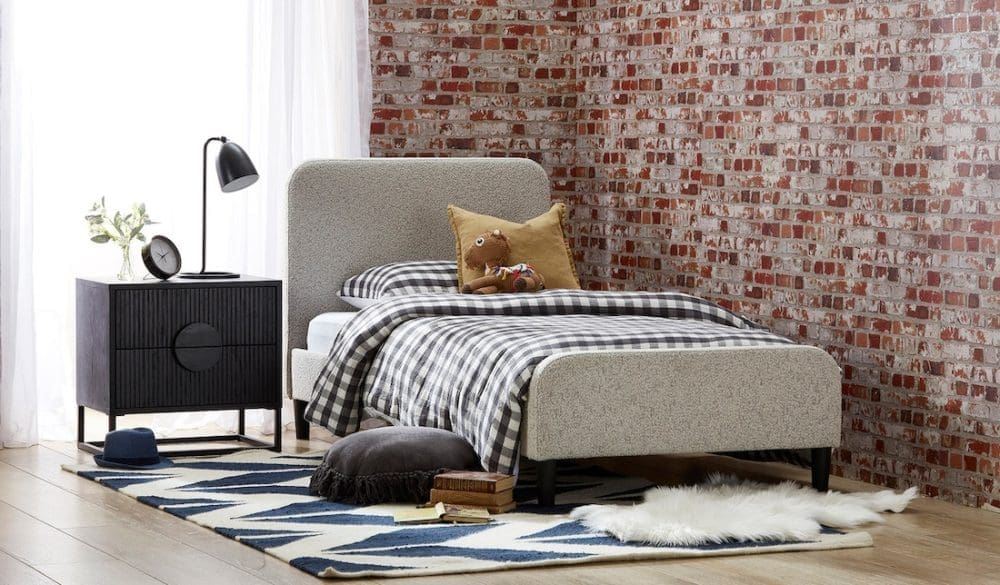 Grey Coby boucle bed