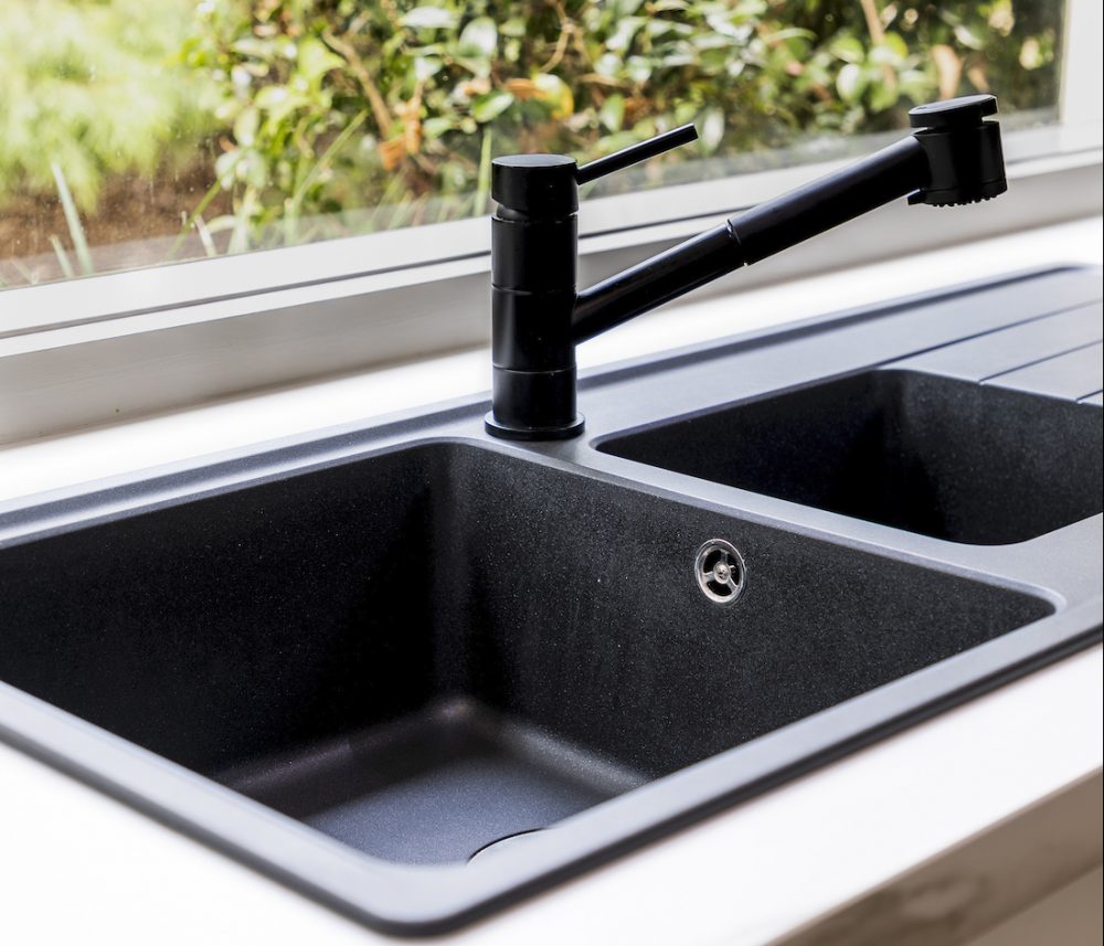 Quartz composite sinks pros + cons Should you use quartz kitchen sinks