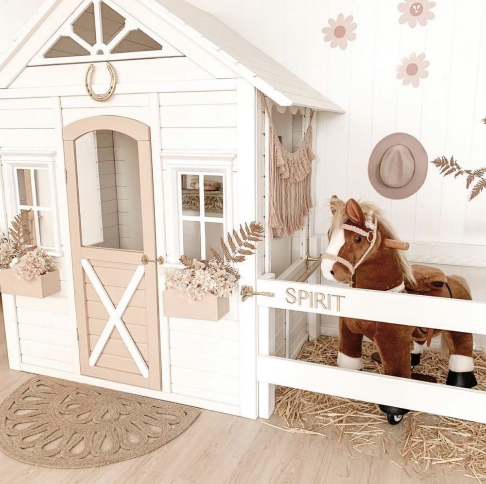 Stable Kmart hack cubby