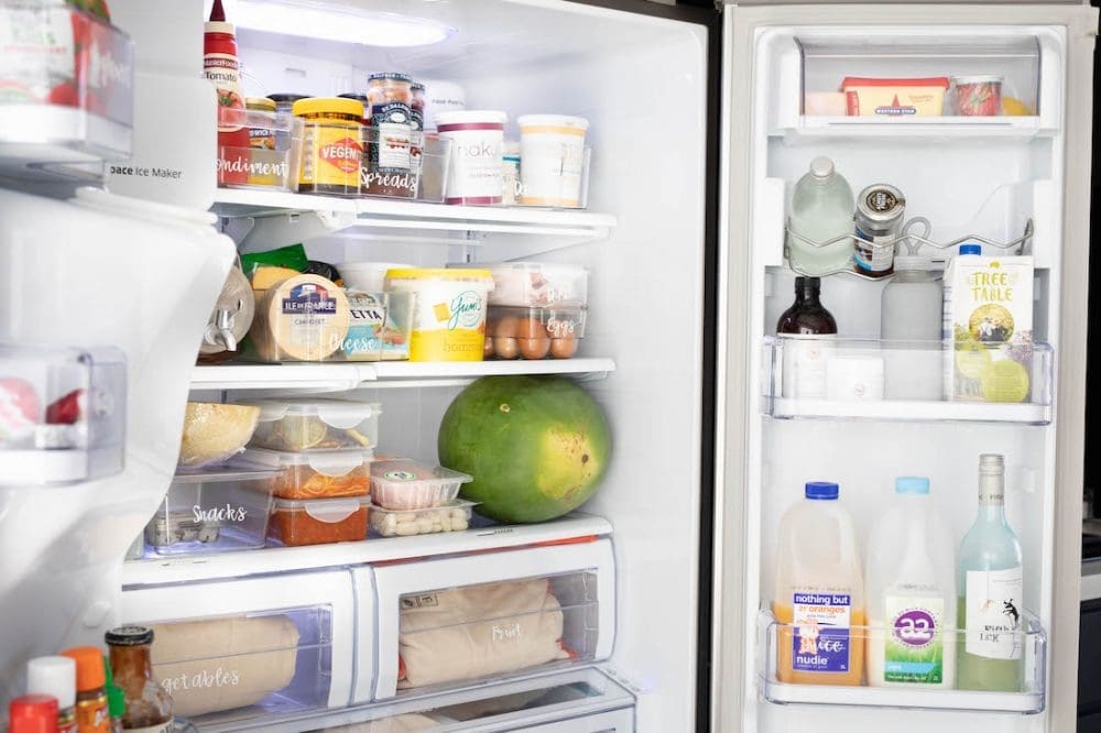 Fridge on angle
