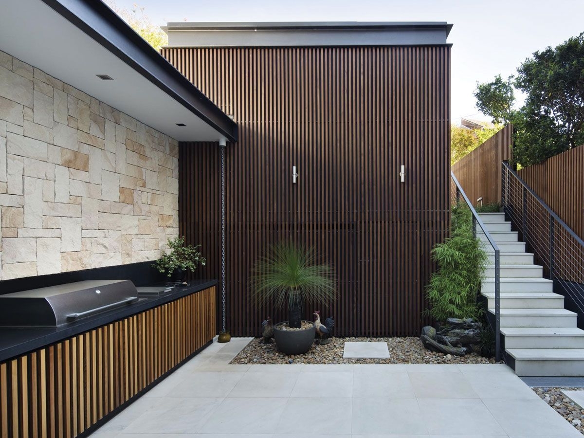 Timber panel alfresco kitchen