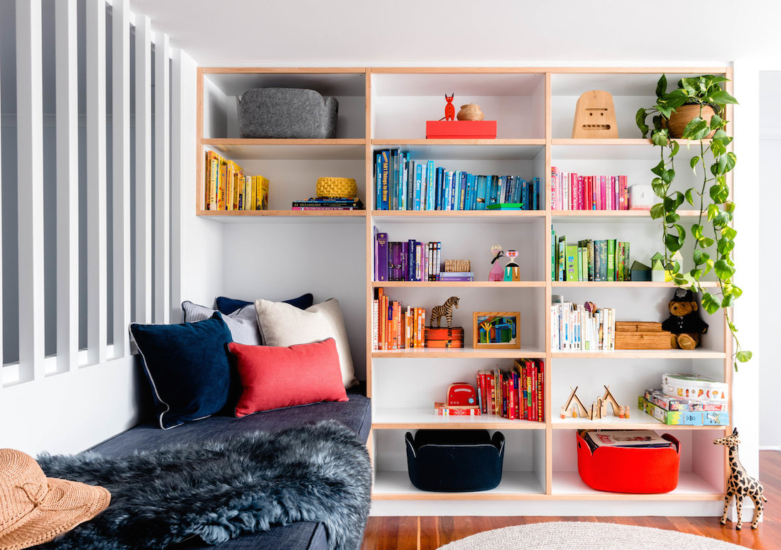 Colourful bookcase_Newmarket House_Berkeley Interiors