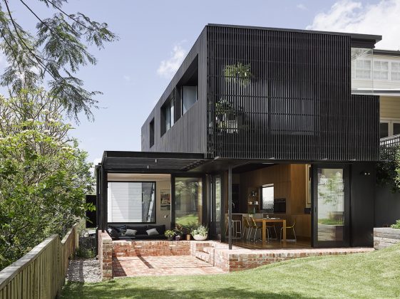 Classic style home meets modern architecture: Inside the birdcage