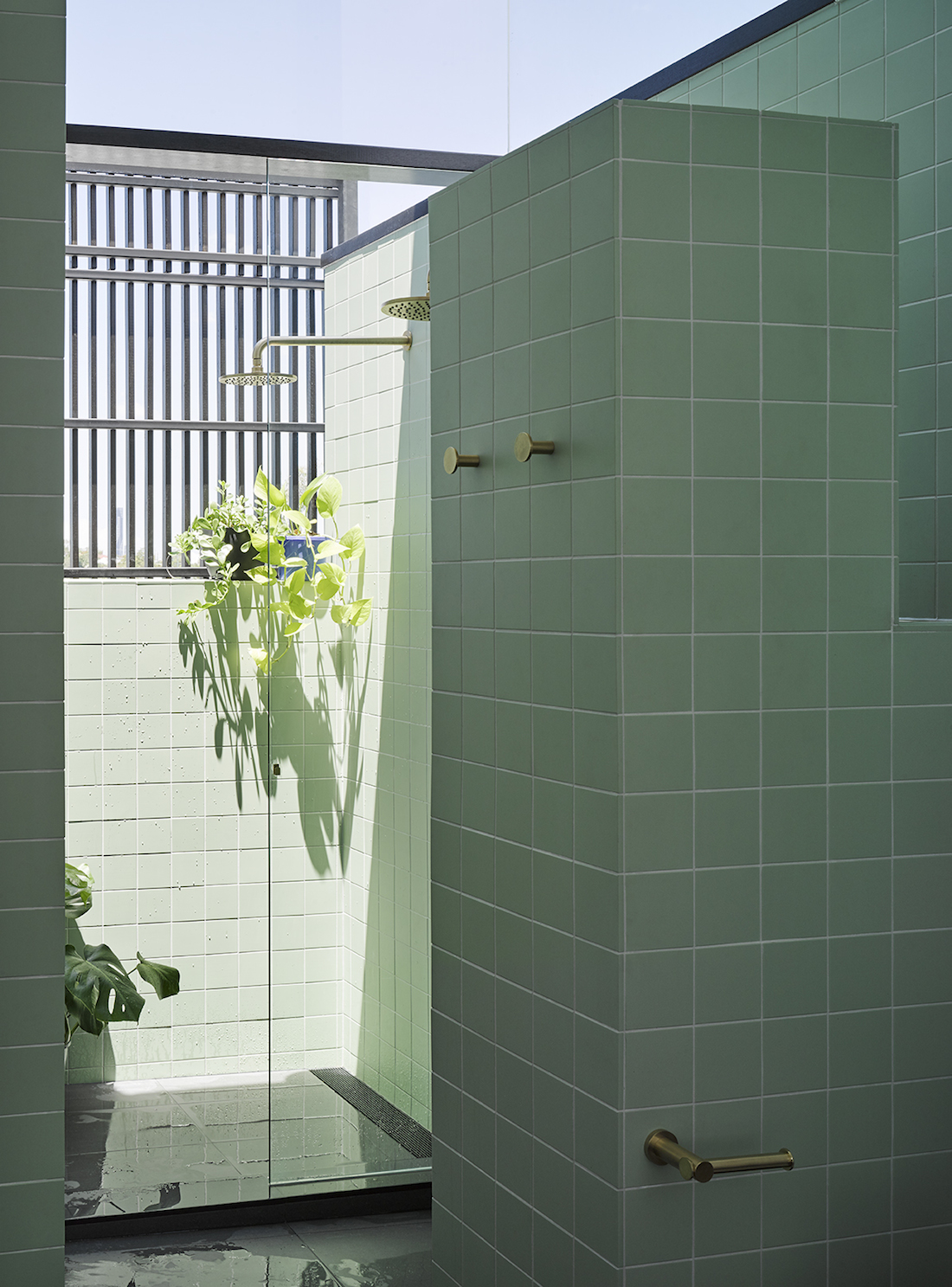 Paddington home_Kieron Gait_green tiled bathroom