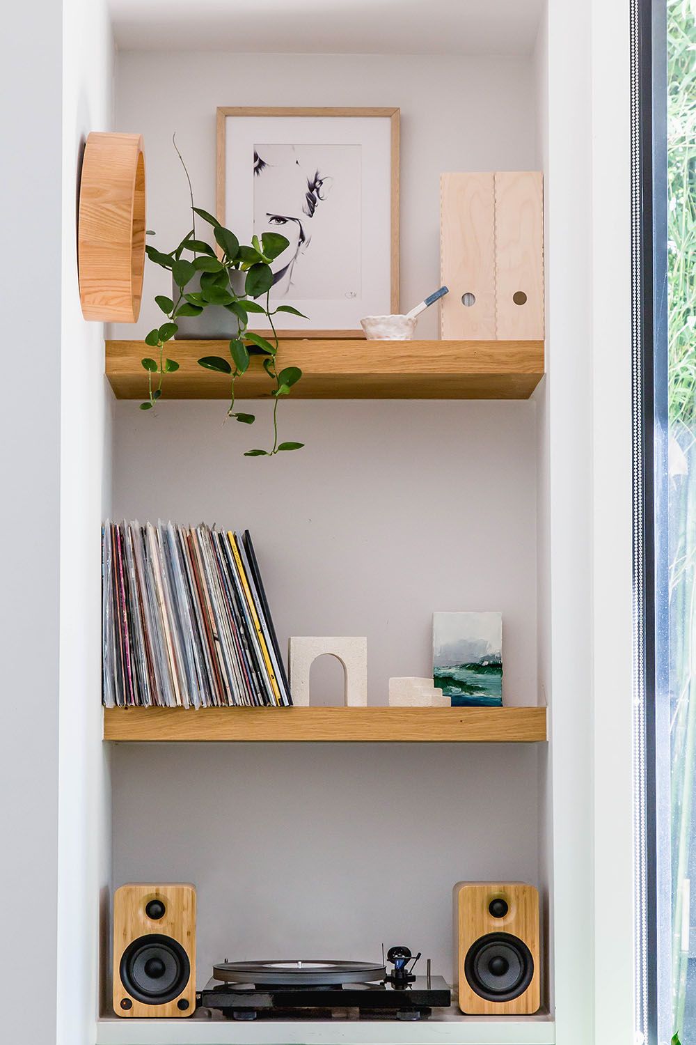 Bask Interiors_bookcase styling