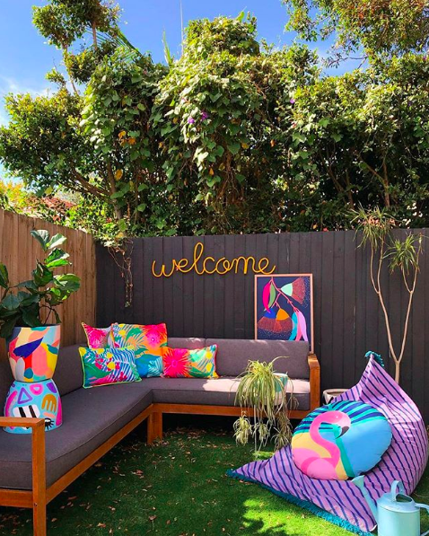 The Colour Tribe_80s home_outdoor area