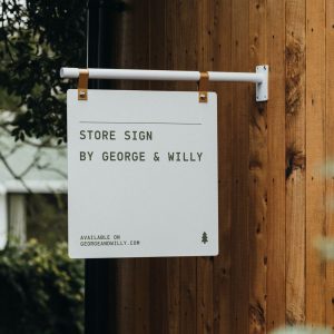 Boutique creative signage George & Willy: Stylish display boards and signs