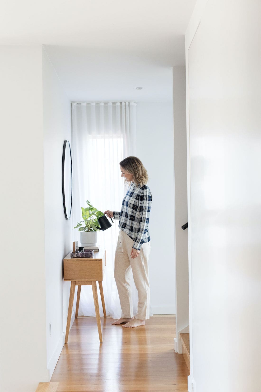 Watering indoor plants