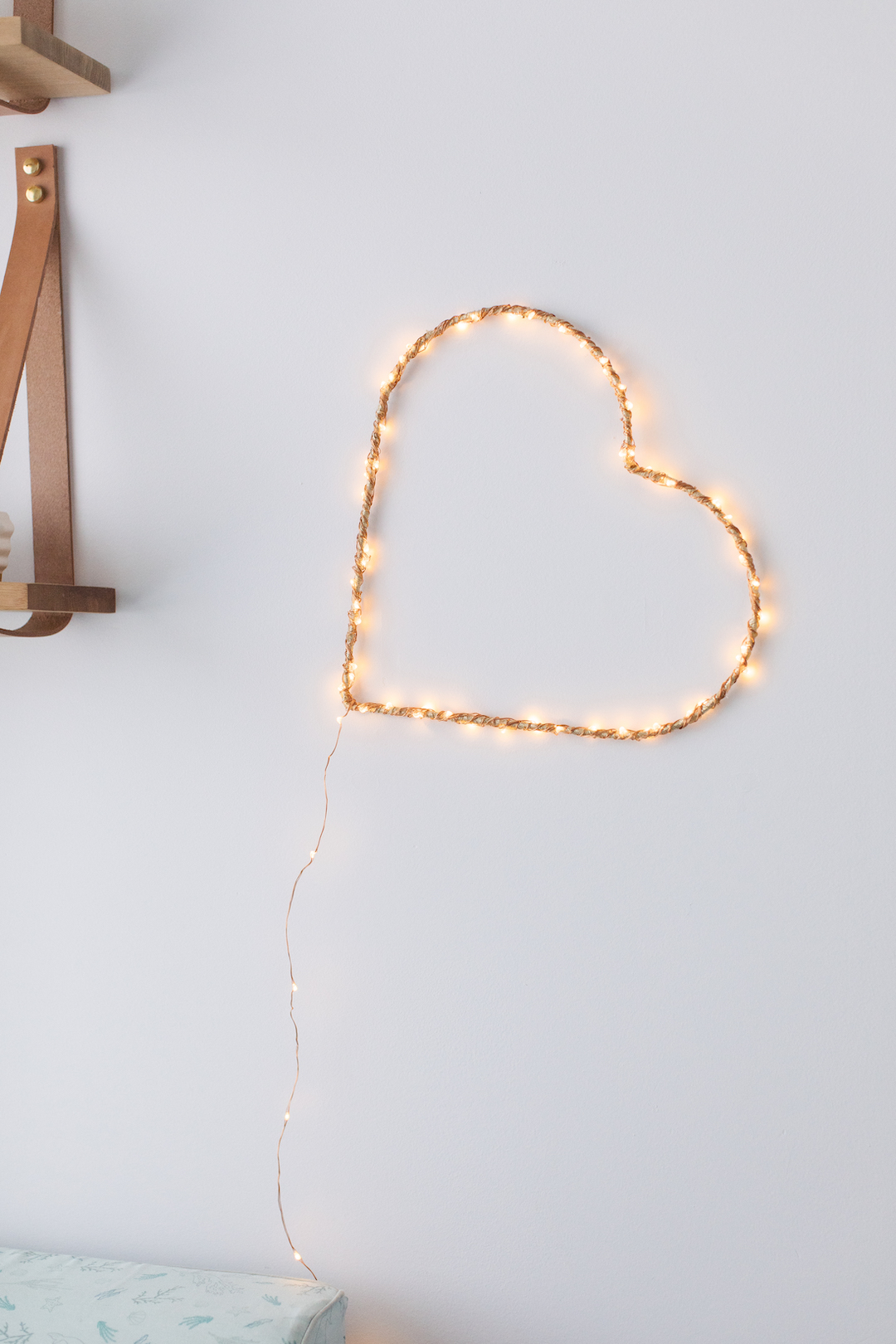DIY heart wall light