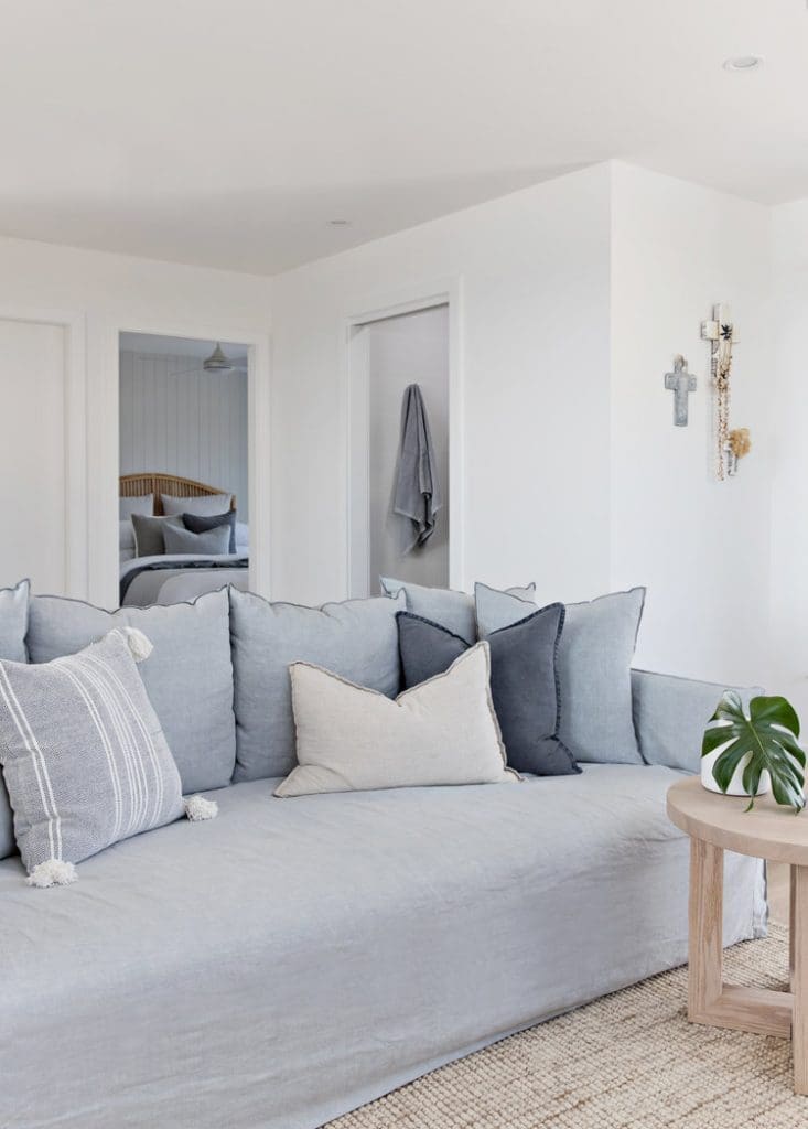 Kiama home_lounge_TheStables