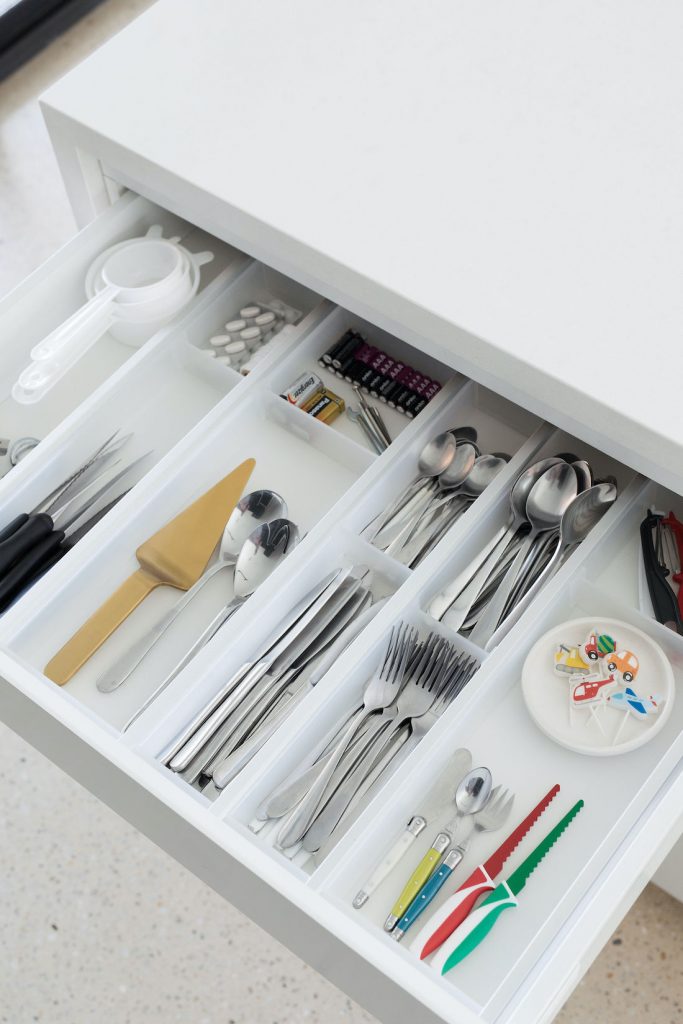 Cuisio cutlery tray kitchen drawer organising